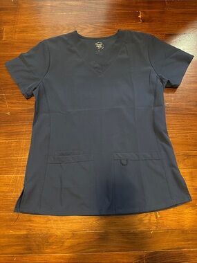 Divine Stretch Navy V-Neck Medical Scrub Top with Front Pockets Women’s Small.